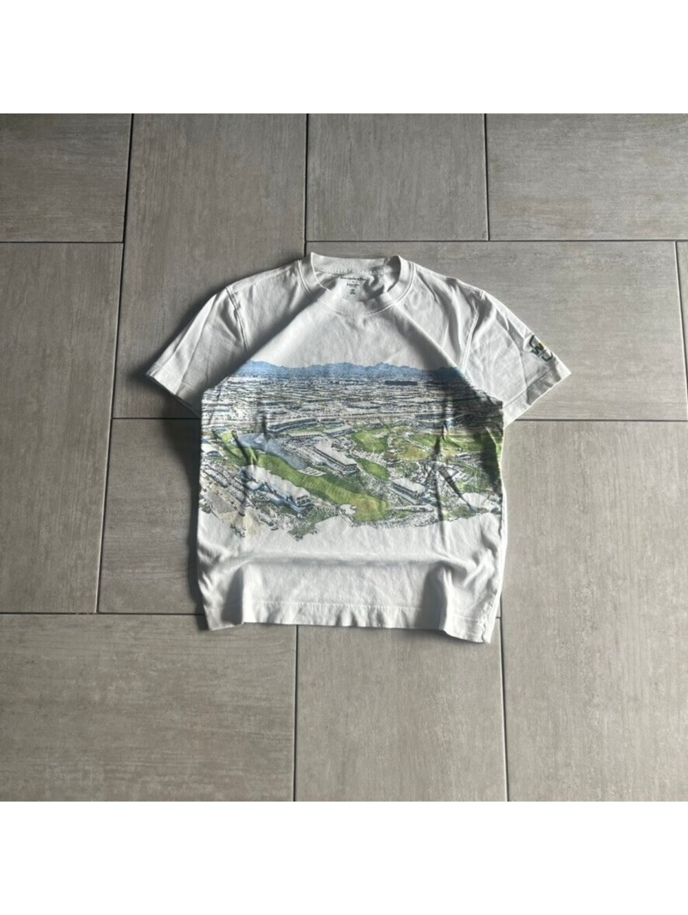 Abercrombie & Fitch Reserve White Graphic T-Shirt XS